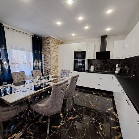 Apartment Monaco Rijeka Exteriér fotografie